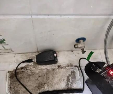 白城屋顶漏水维修公司分享下卫生间漏水的危害及解决方法